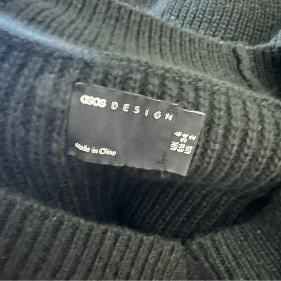 ASOS Design Black V Neck Sweater Size 2 Long Sleeves Knit Pullover Fall Winter - Picture 7 of 7